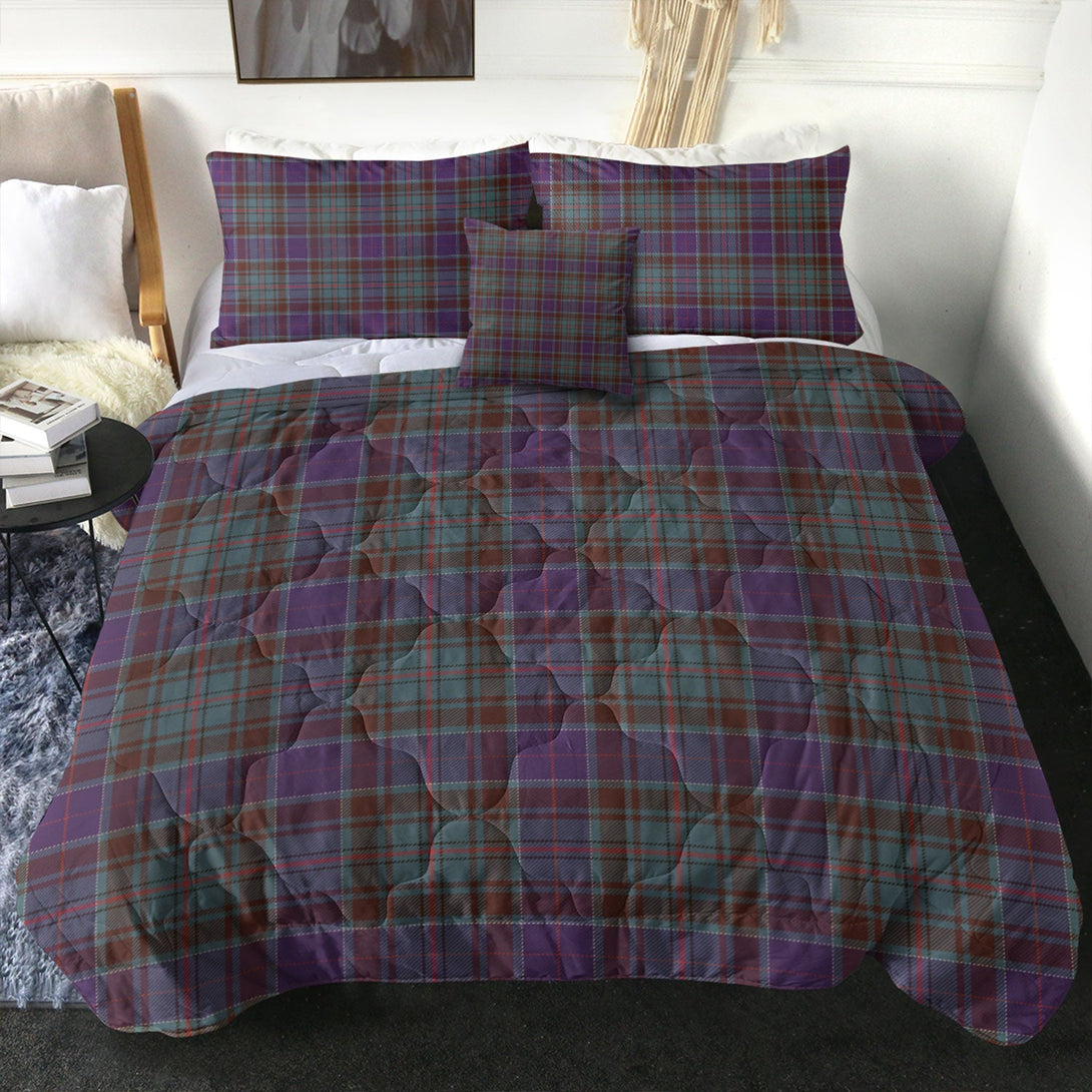 Adam Weathered Clan Badge Tartan Comforter