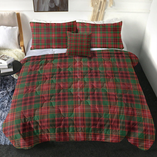 Ainslie Ancient Clan Badge Tartan Comforter