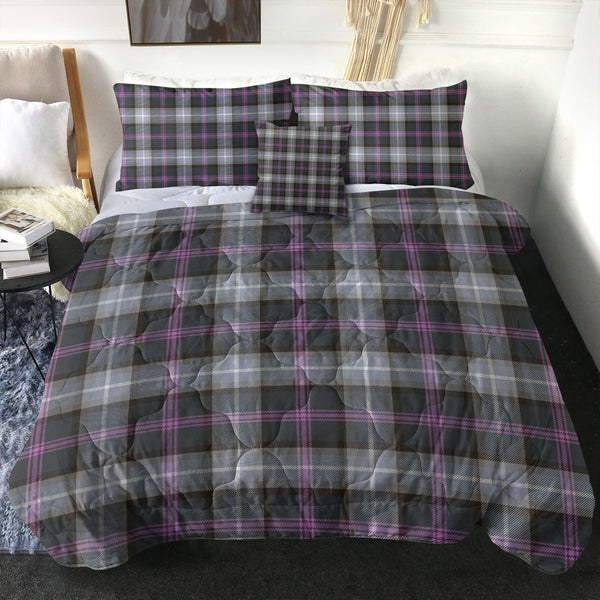 Alexander of Menstry Hunting Weathered Clan Badge Tartan Comforter