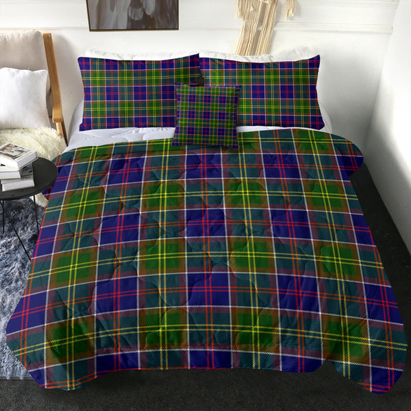 Arnott Clan Badge Tartan Comforter