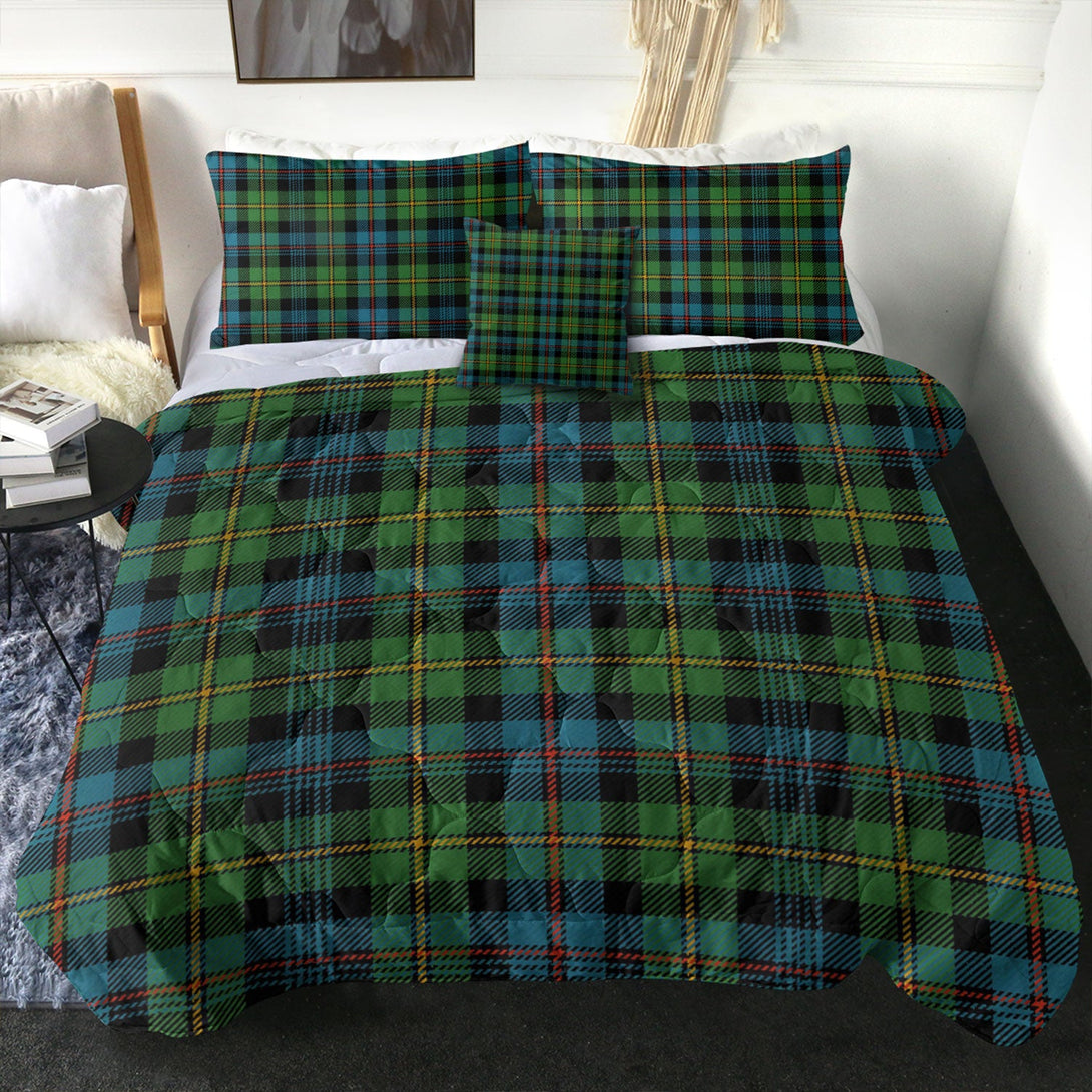 Baillie Ancient Clan Badge Tartan Comforter