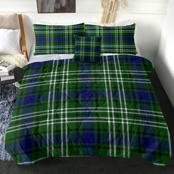 Blackadder Clan Badge Tartan Comforter