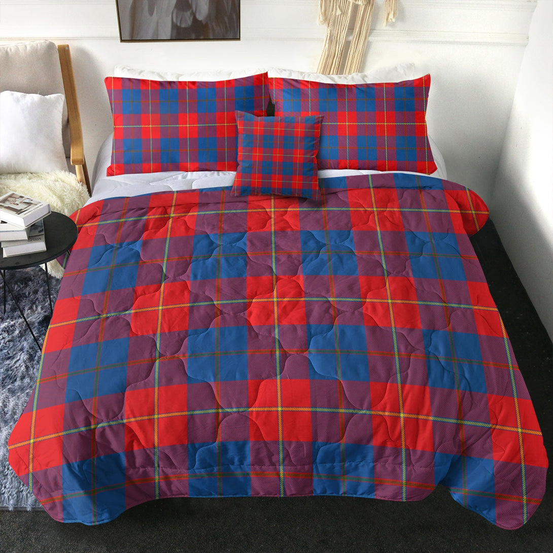 Blane Clan Badge Tartan Comforter