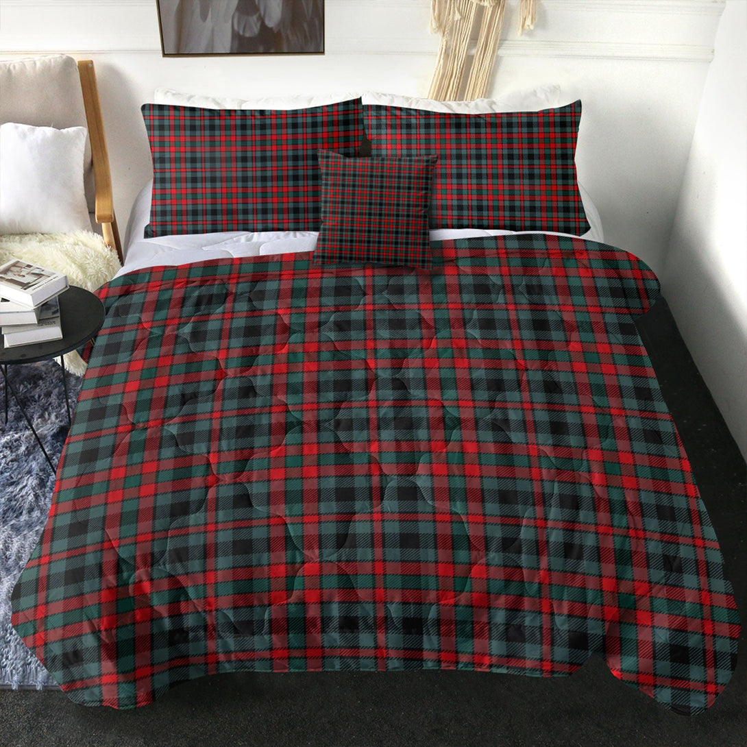 Borthwick Modern Clan Badge Tartan Comforter