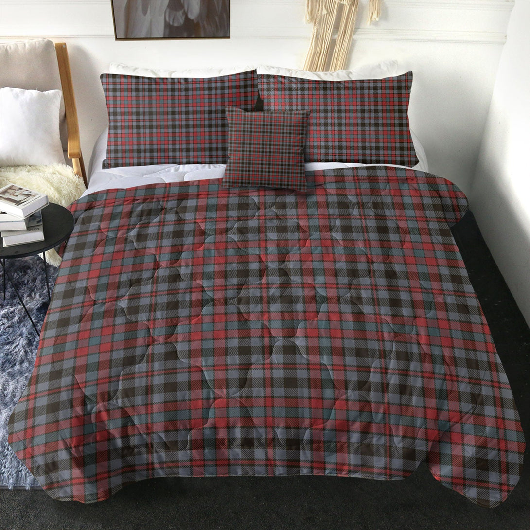 Borthwick Weathered Clan Badge Tartan Comforter