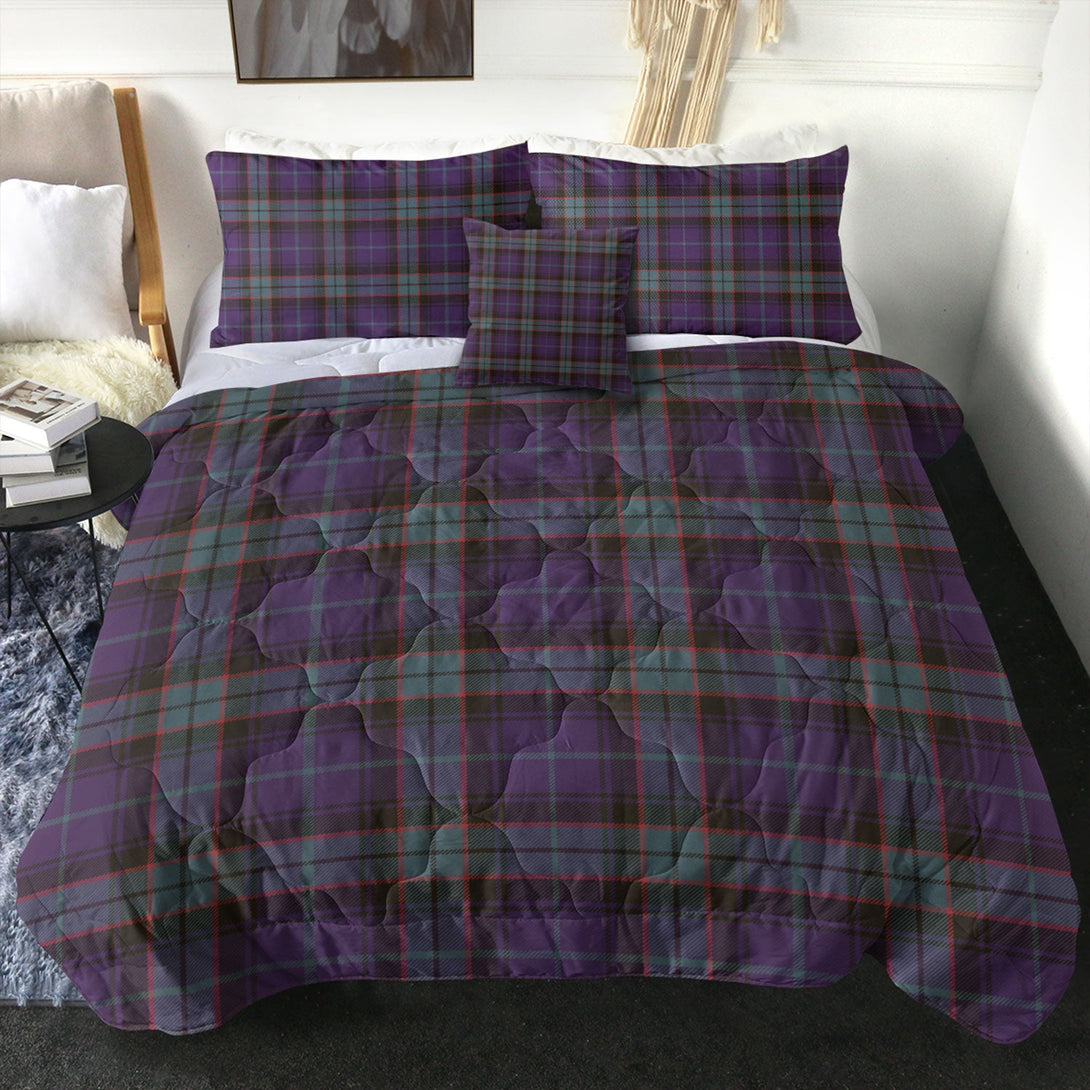 Brabender Weathered Tartan Comforter