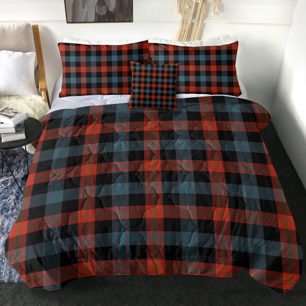 Brown (Broun) Ancient Clan Badge Tartan Comforter