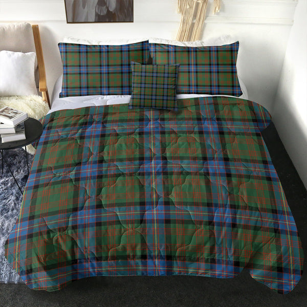 Cochrane (Cochran) Ancient Clan Badge Tartan Comforter