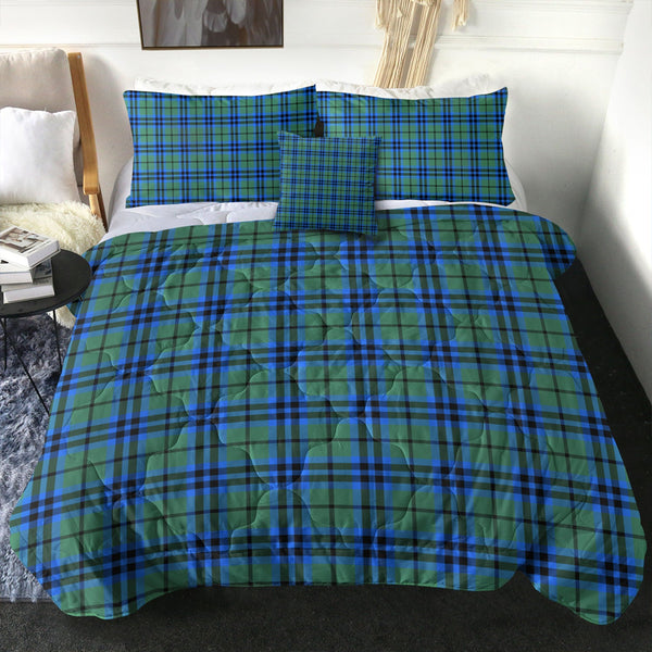 Falconer Clan Badge Tartan Comforter