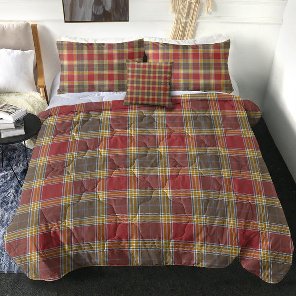 Gibson (Gibbs) Weathered Clan Badge Tartan Comforter