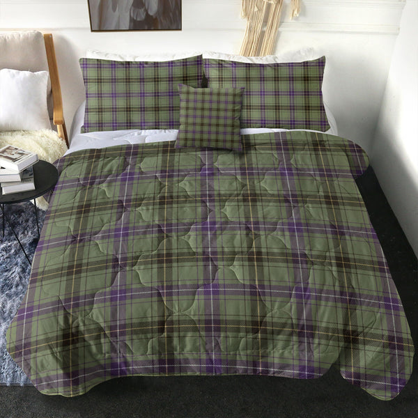 Henderson Weathered Clan Badge Tartan Comforter