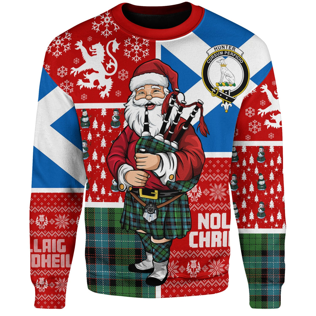 Hunter of Peebleshire Ancient Clan Badge Tartan Sweatshirt Scotland Christmas Santa