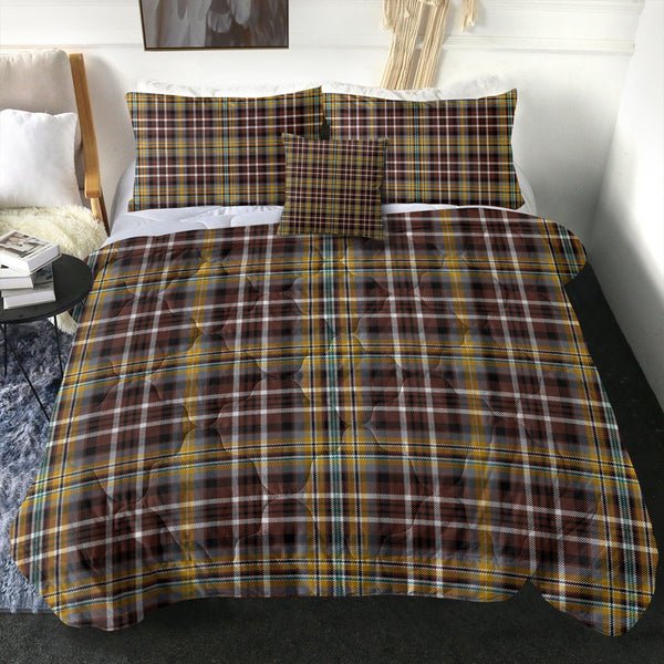 Jacobite Old Modern Tartan Comforter