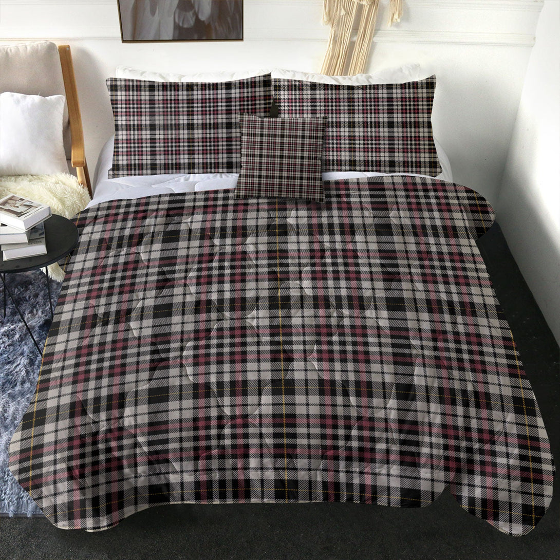 Little Arisaid Ancient Clan Badge Tartan Comforter