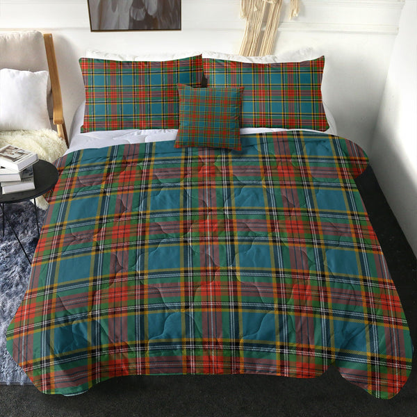 MacBeth Ancient Clan Badge Tartan Comforter