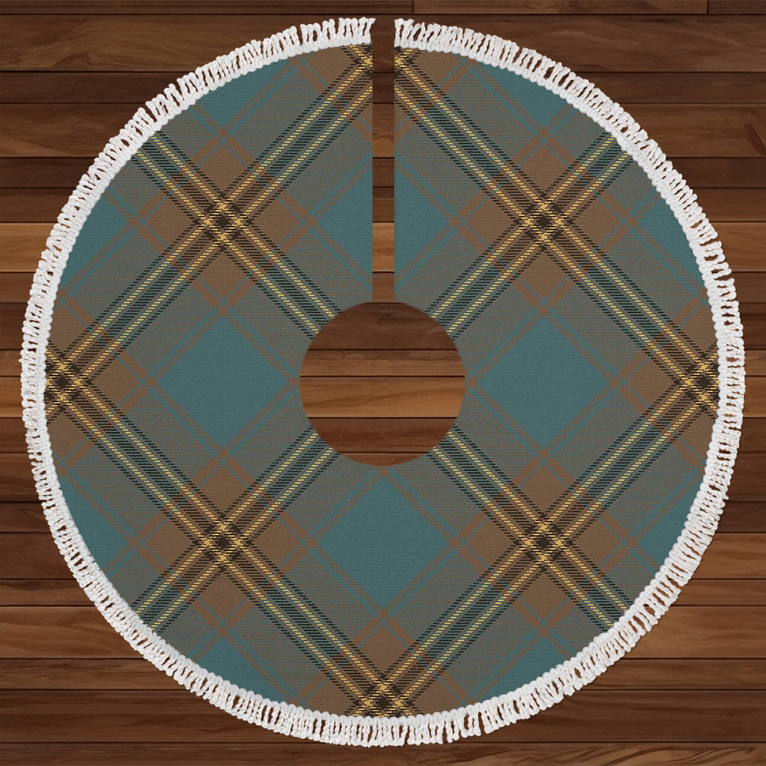 Oliver Hunting Weathered Tartan Christmas Tree Skirt