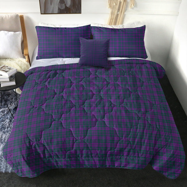 Rae Modern Clan Badge Tartan Comforter