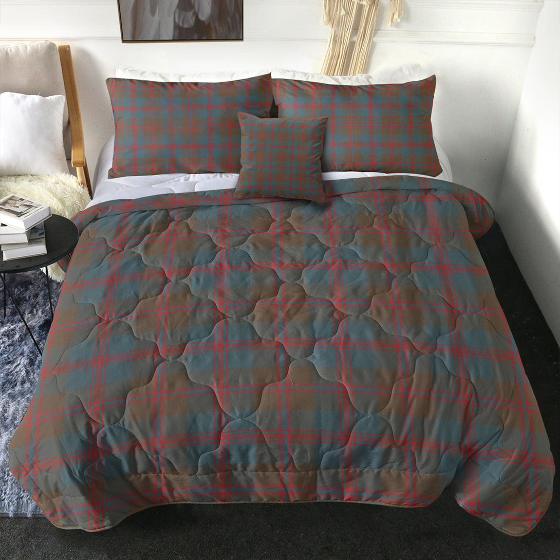 Robertson of Struan Weathered Clan Badge Tartan Comforter