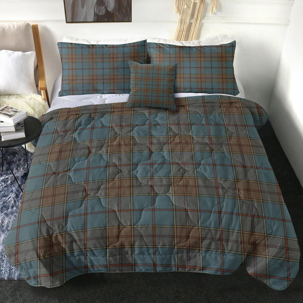 Strachan Weathered Clan Badge Tartan Comforter