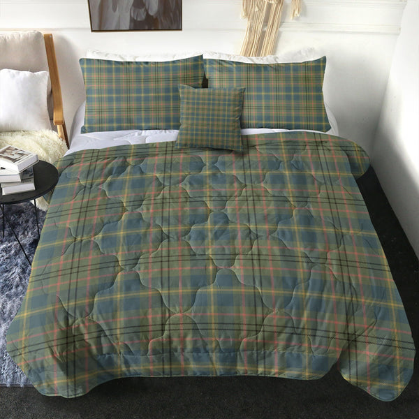 Taylor Ancient Clan Badge Tartan Comforter