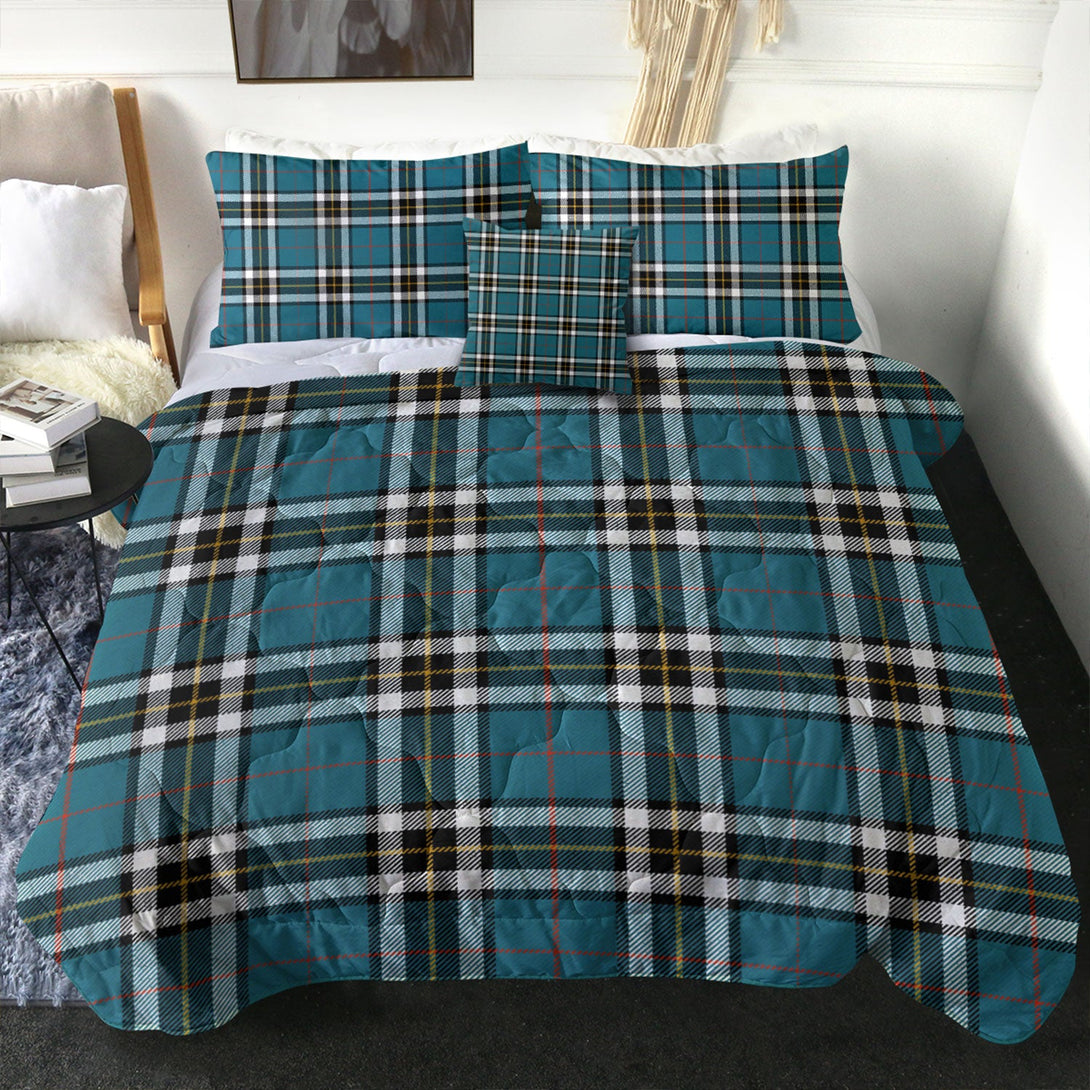 Thomson Blue (MacThomas Blue Thompson Dress) Ancient Clan Badge Tartan Comforter