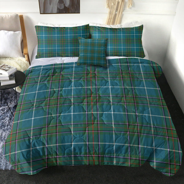 Vipont Ancient Tartan Comforter