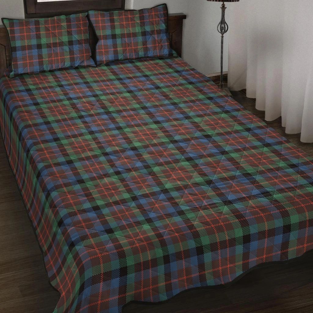 MacDuff Hunting Ancient Tartan Classic Quilt Bed Set