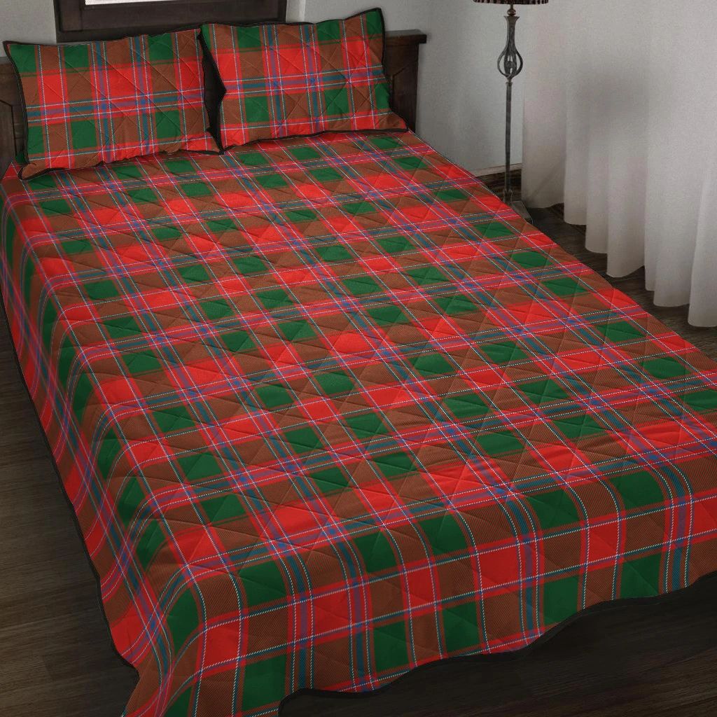 Dalziel Modern Tartan Classic Quilt Bed Set