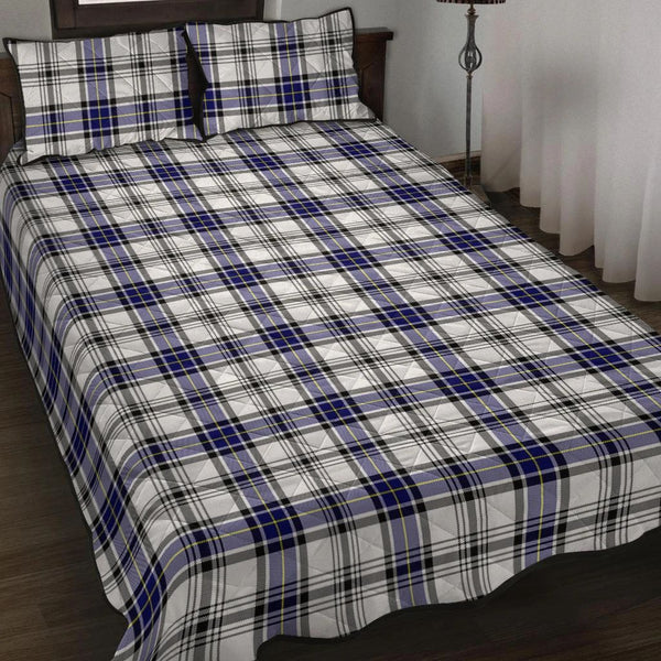 Hannay Modern Tartan Classic Quilt Bed Set