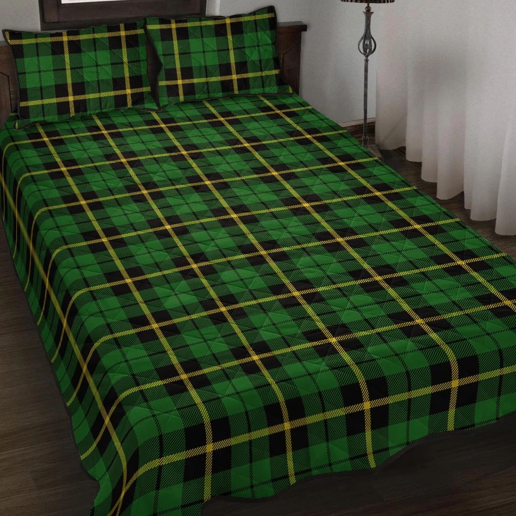 Wallace Hunting Green Tartan Classic Quilt Bed Set