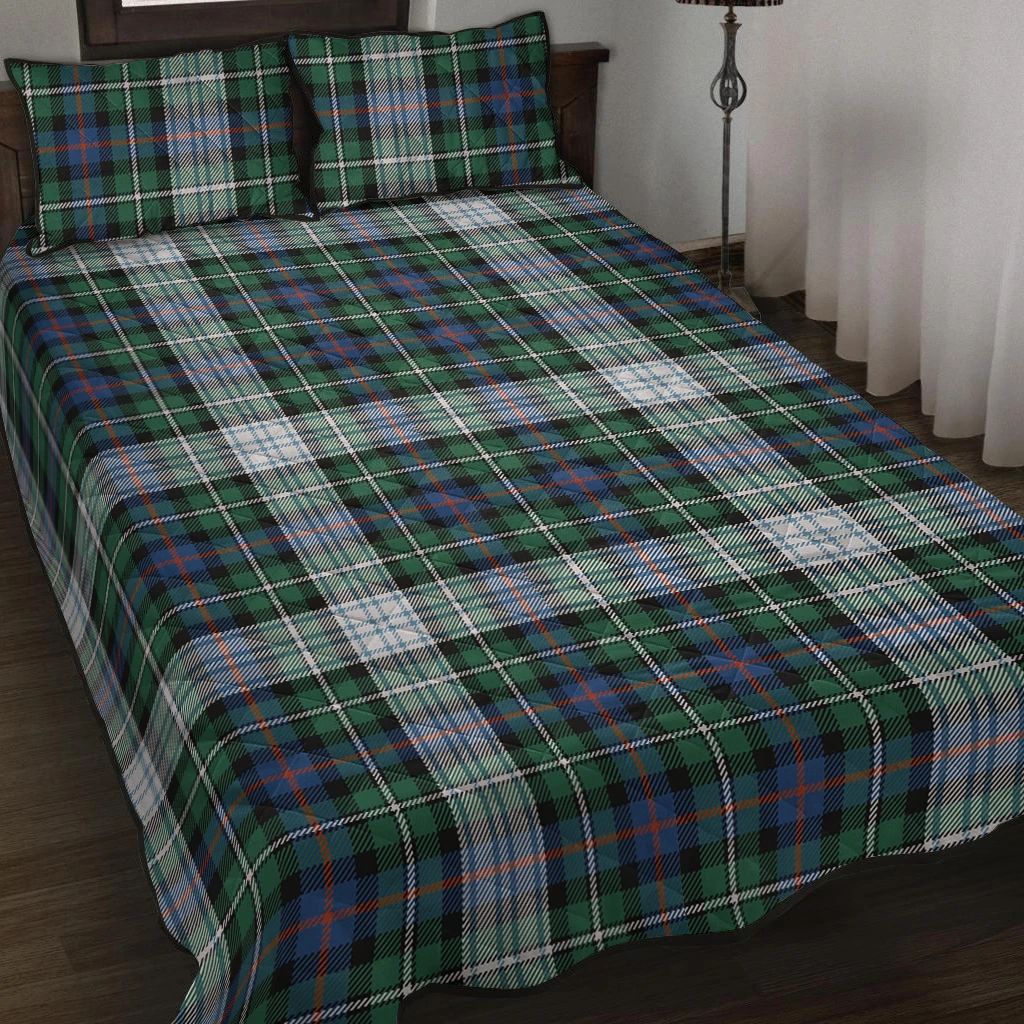 MacKenzie Dress Ancient Tartan Classic Quilt Bed Set