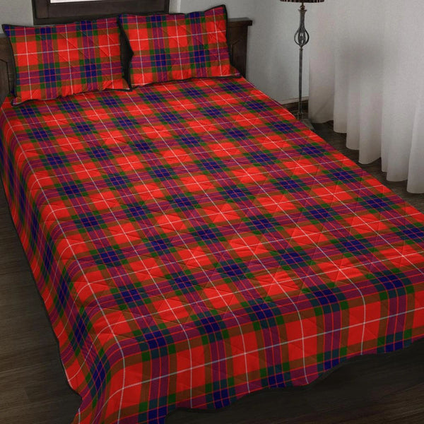 Fraser Modern Tartan Classic Quilt Bed Set