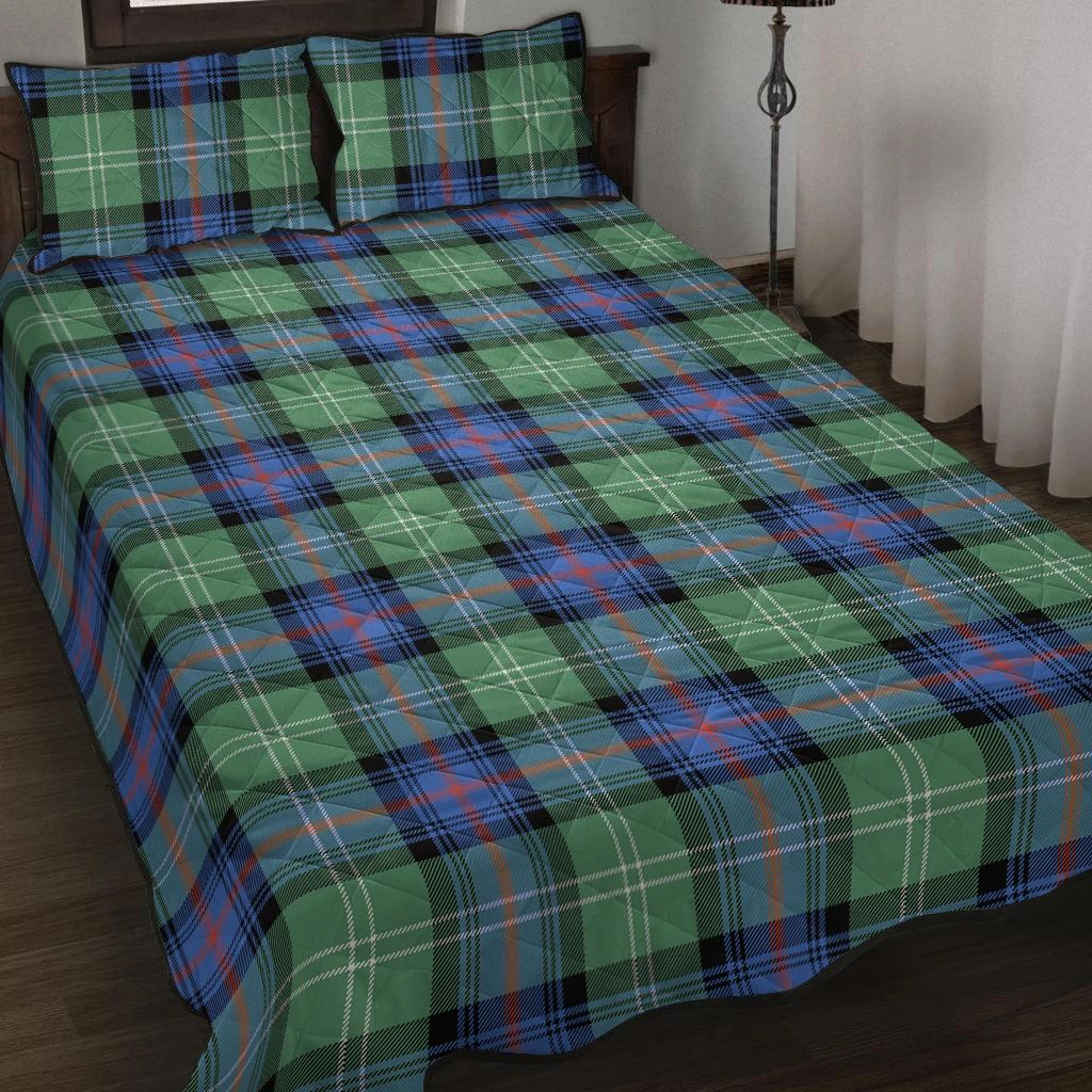 Sutherland Old Ancient Tartan Classic Quilt Bed Set