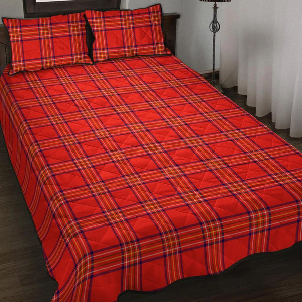 Burnett Modern Tartan Classic Quilt Bed Set