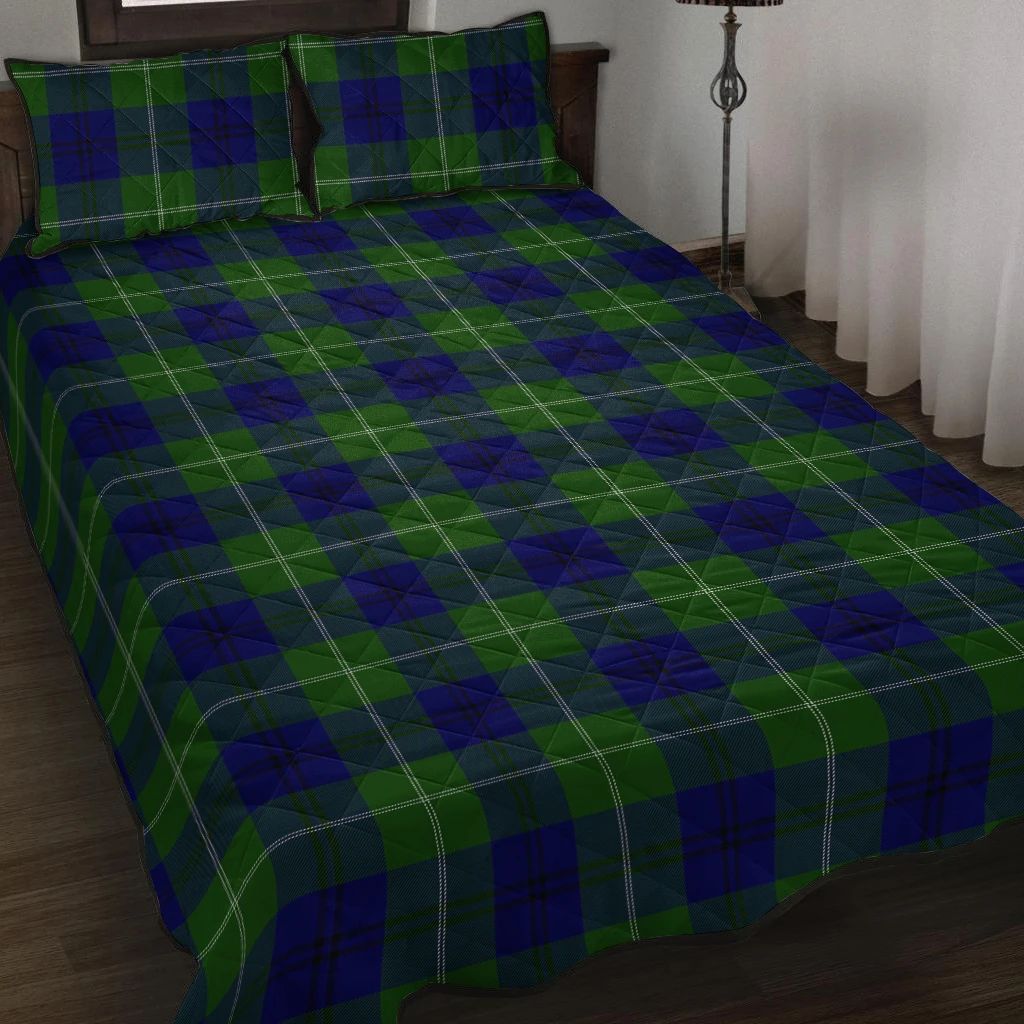 Oliphant Modern Tartan Classic Quilt Bed Set