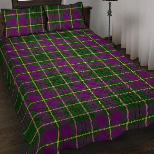 Taylor Tartan Classic Quilt Bed Set