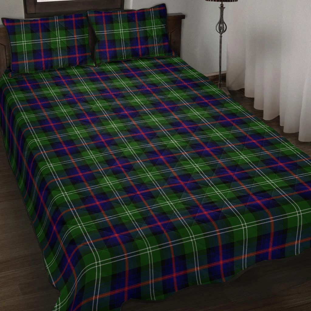 Sutherland Modern Tartan Classic Quilt Bed Set