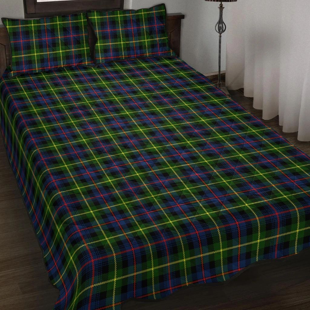 Farquharson Modern Tartan Classic Quilt Bed Set