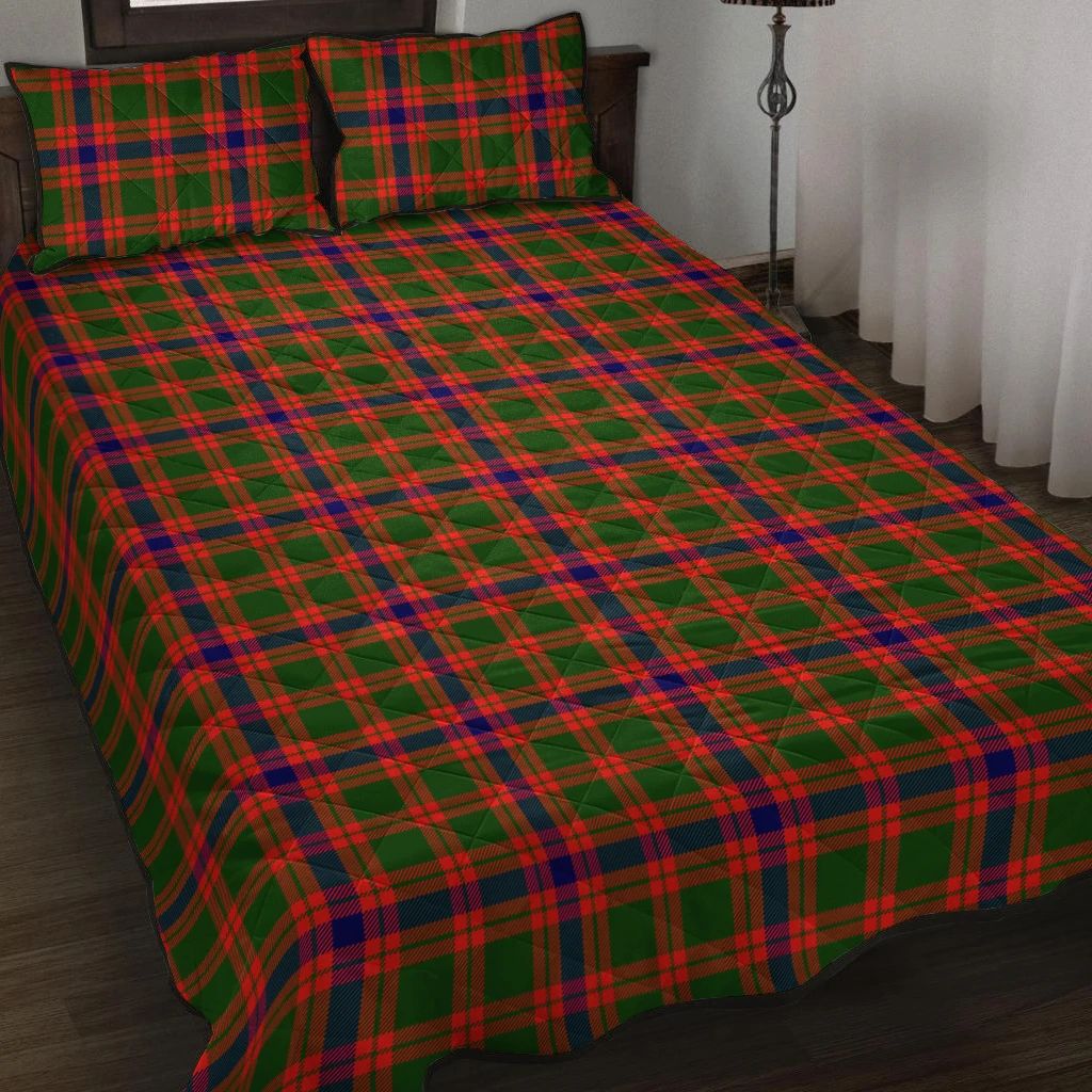 Skene Modern Tartan Classic Quilt Bed Set