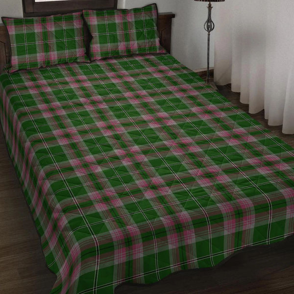 Gray Hunting Tartan Classic Quilt Bed Set