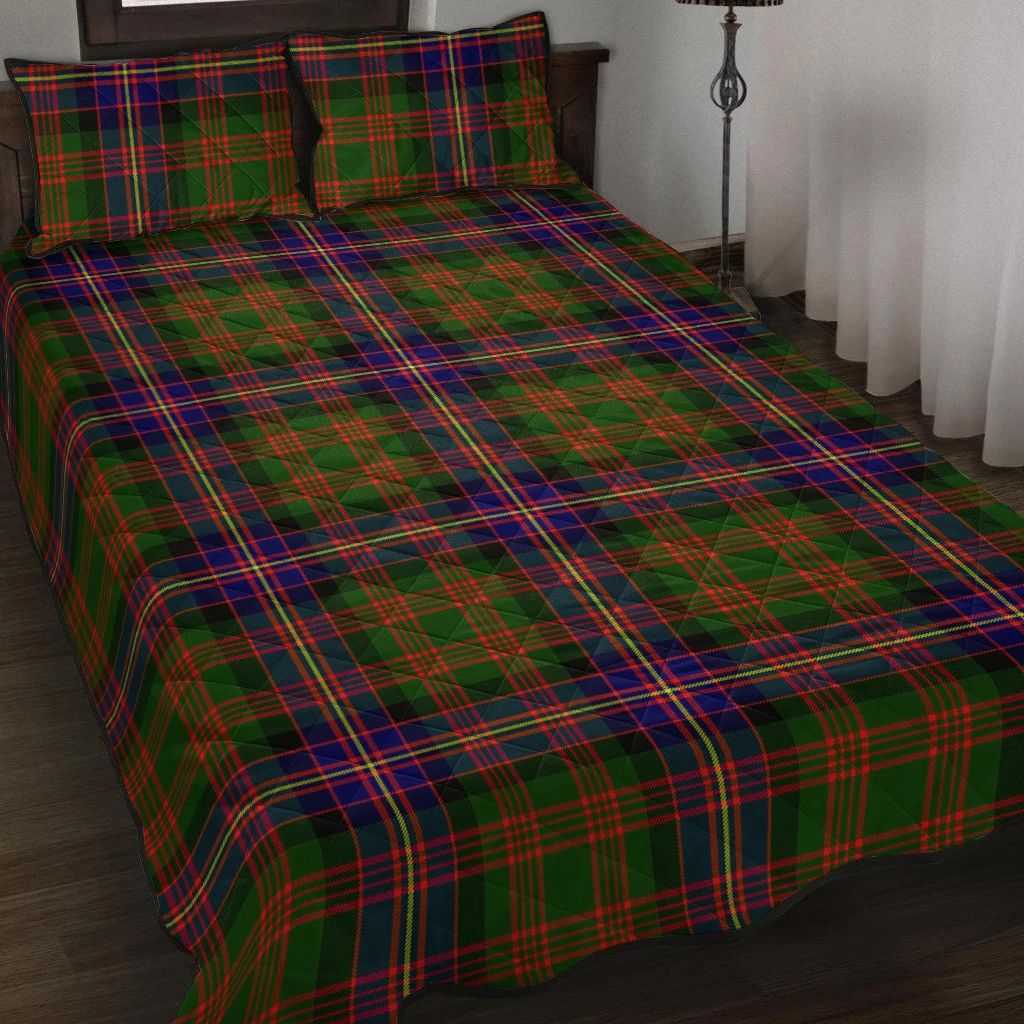 Cochrane Modern Tartan Classic Quilt Bed Set