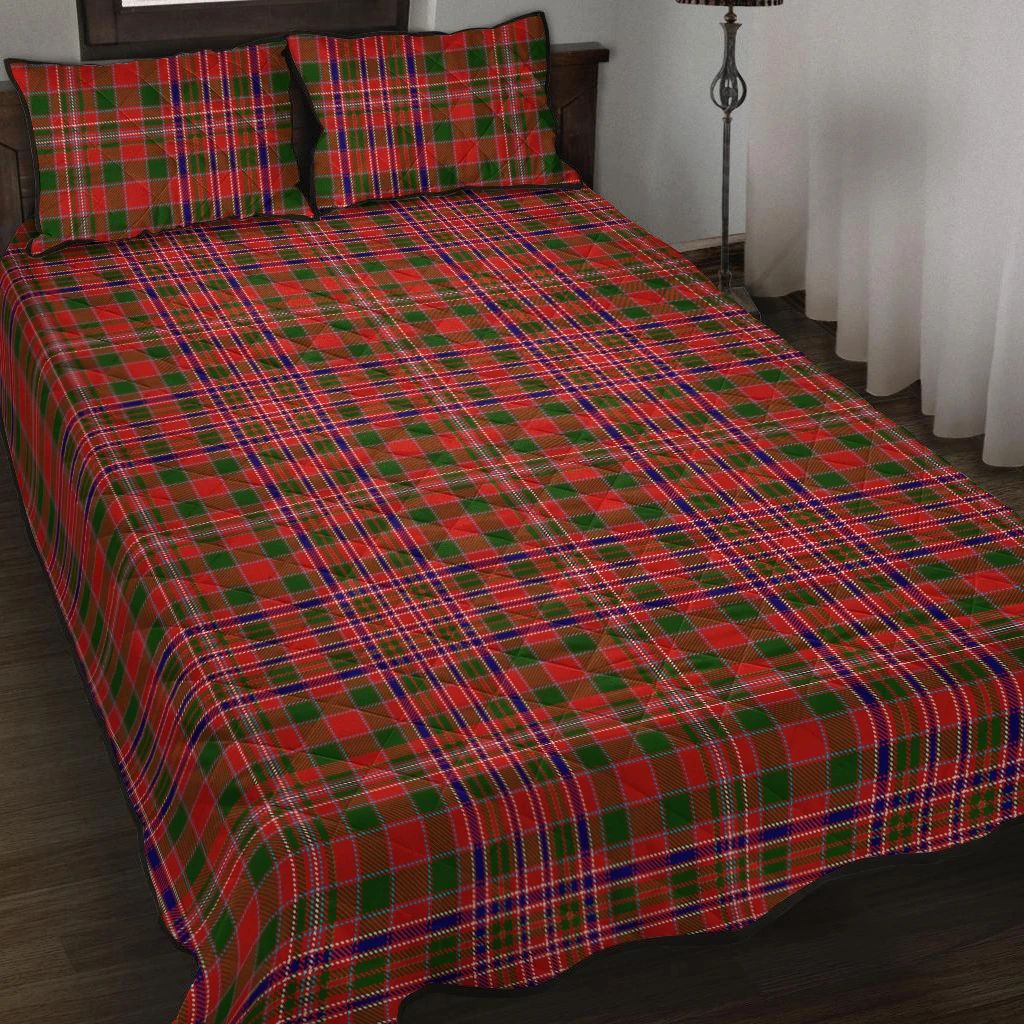 MacAlister Modern Tartan Classic Quilt Bed Set