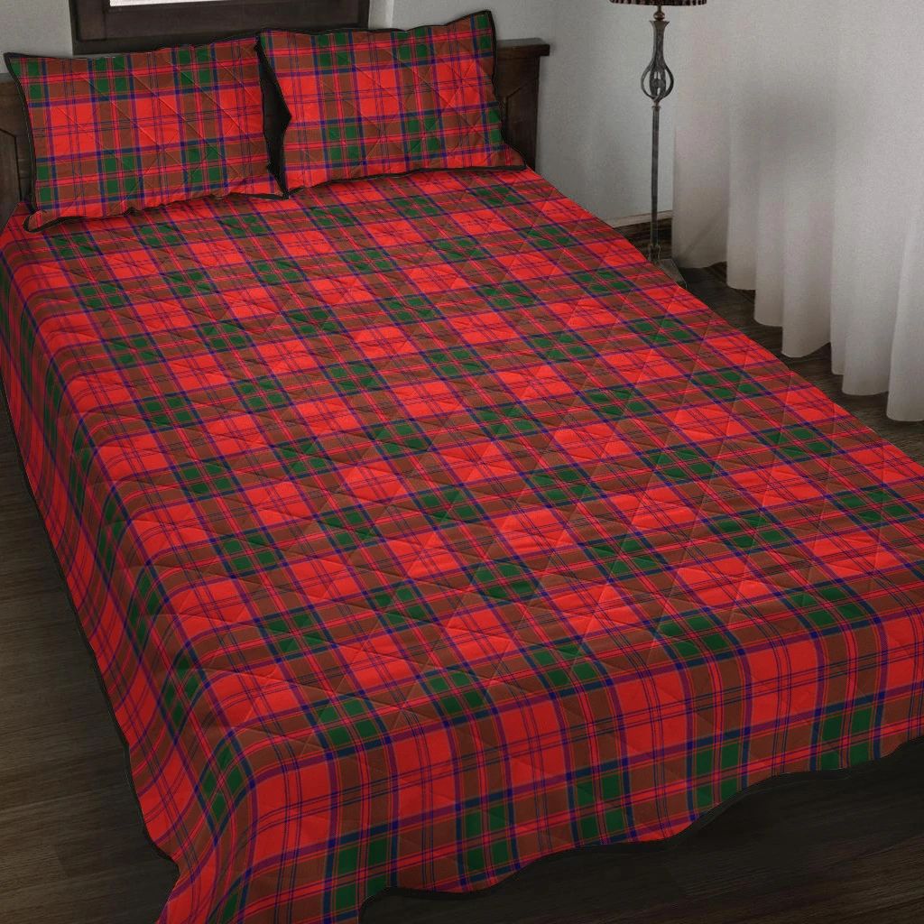 Drummond Modern Tartan Classic Quilt Bed Set