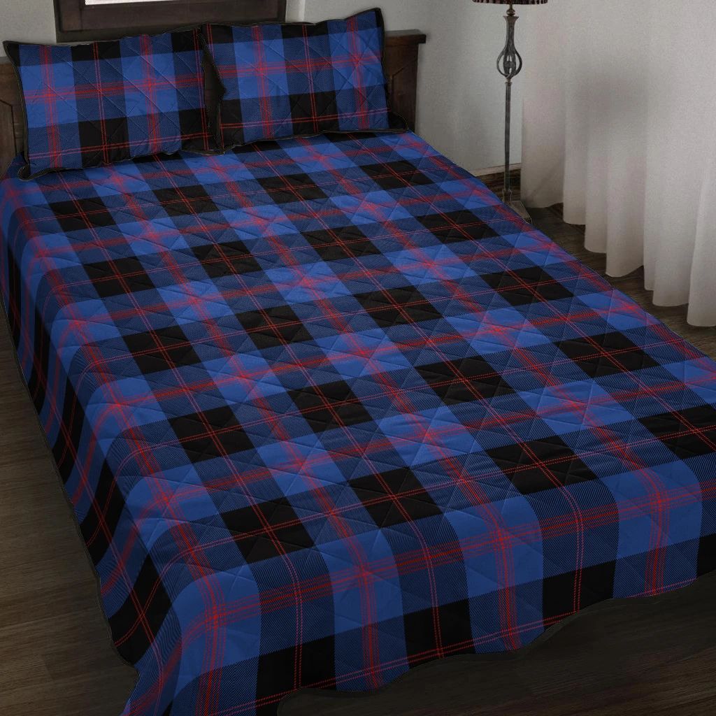 Angus Modern Tartan Classic Quilt Bed Set