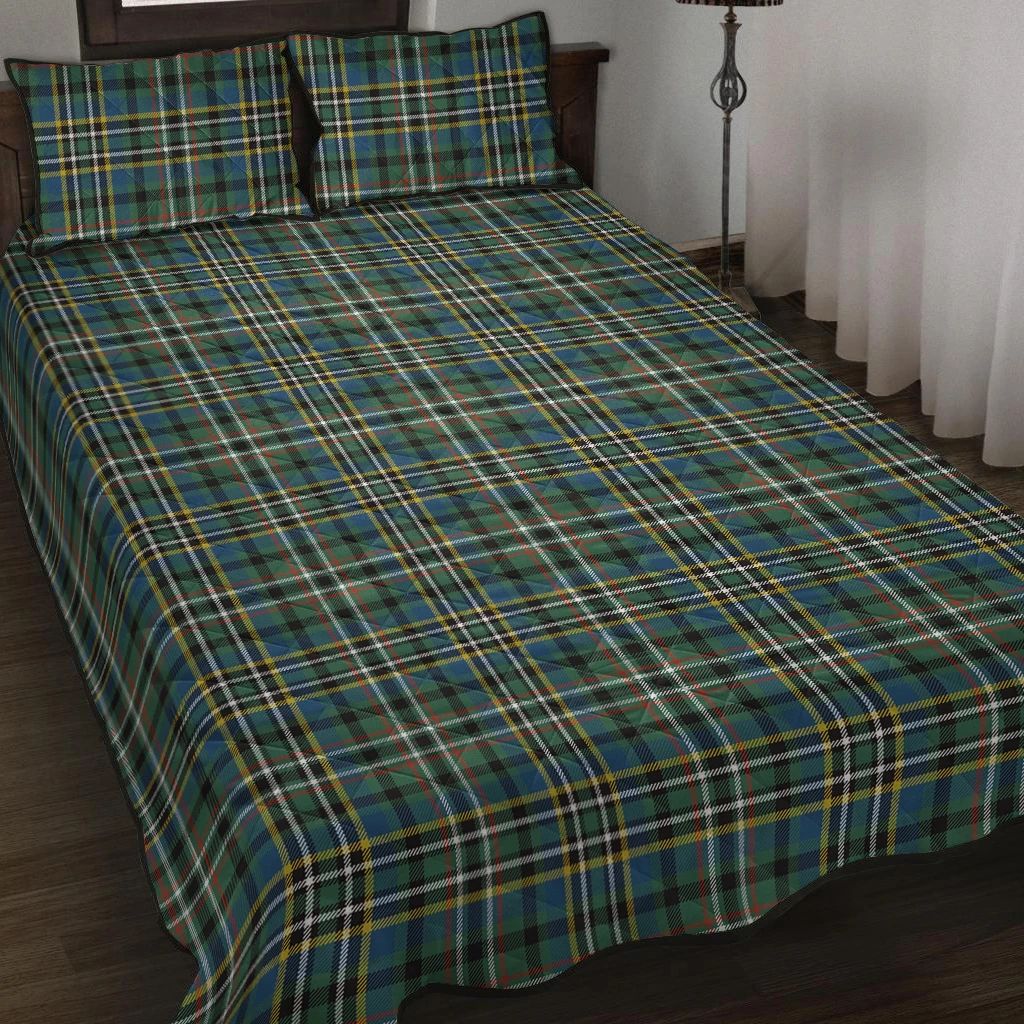 Scott Green Ancient Tartan Classic Quilt Bed Set