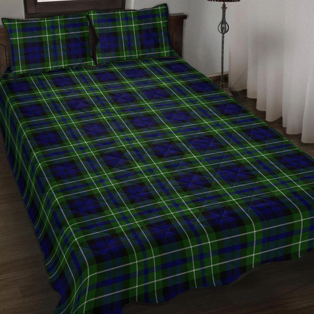 MacNeil of Colonsay Modern Tartan Classic Quilt Bed Set