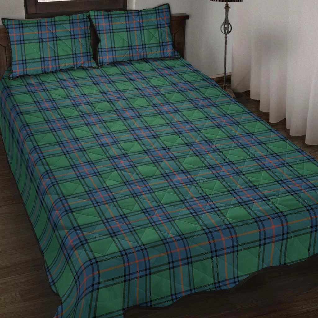 Shaw Ancient Tartan Classic Quilt Bed Set