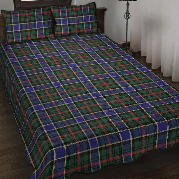 Ogilvie Hunting Modern Tartan Classic Quilt Bed Set