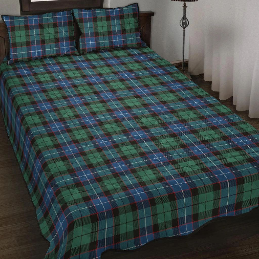 Hunter Ancient Tartan Classic Quilt Bed Set