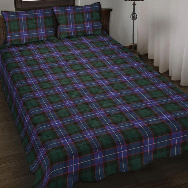 Hunter Modern Tartan Classic Quilt Bed Set